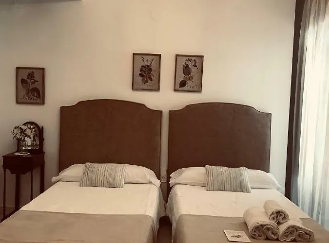 בית הארחה Casa Longa 4*
