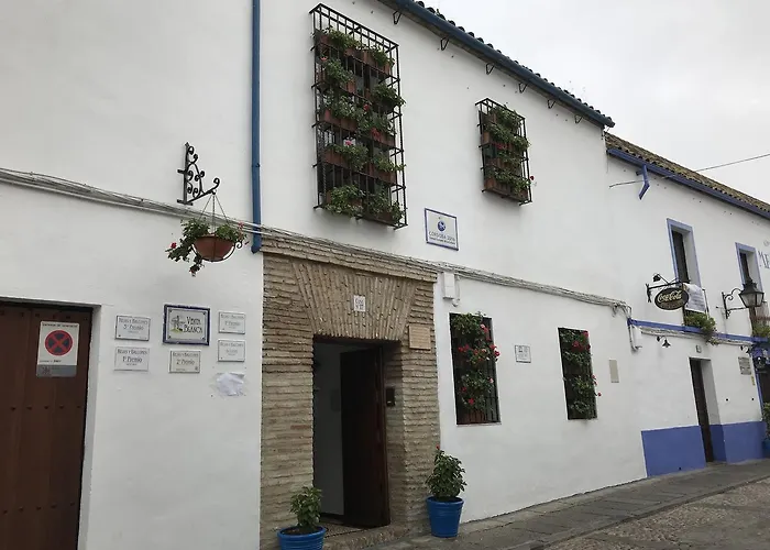 Casa Longa Πανσιόν 4*