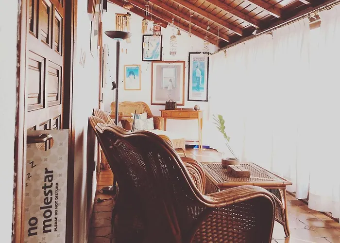 Casa Longa Πανσιόν