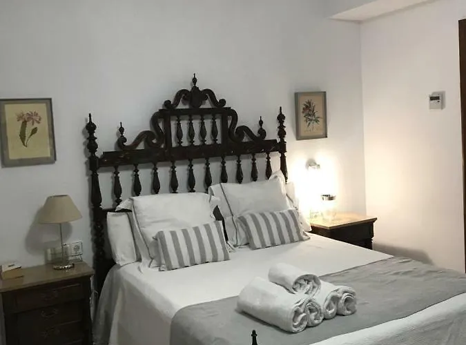 Casa Longa Πανσιόν 4*